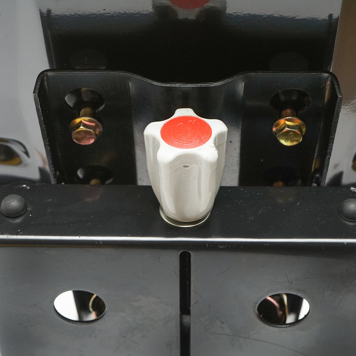 Scaun tractor galben reglaj triplu cu amortizor UTB U-445 si U-650